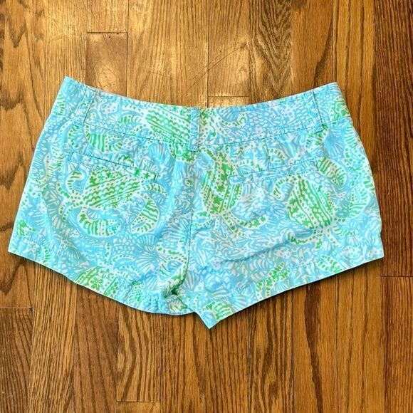 Lilly Pulitzer The Walsh Short - Picture 2 of 8